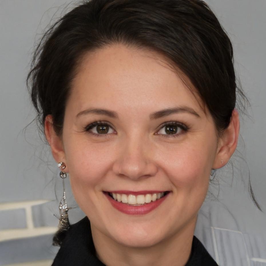 Zara Krishnan, Senior Financial Analyst and Scenario Modeling Instructor